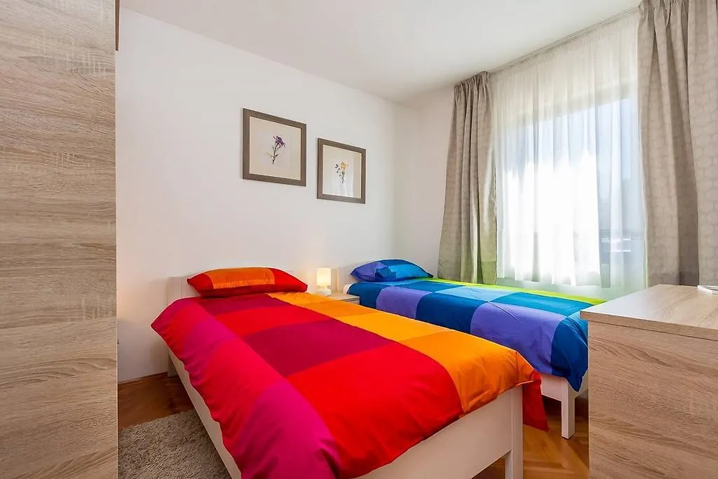 Apartment Viviana 普拉