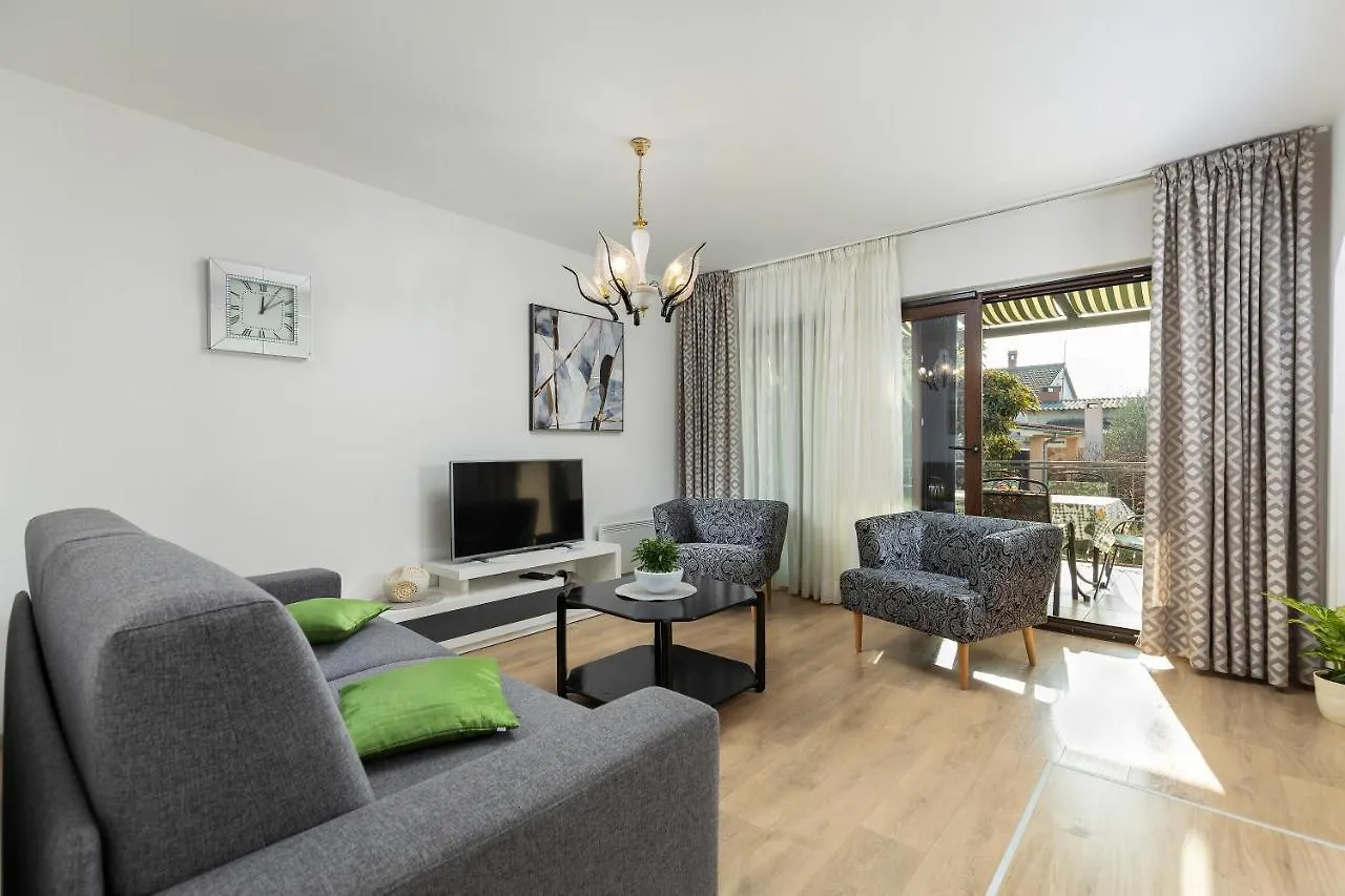 Apartment Viviana Pula