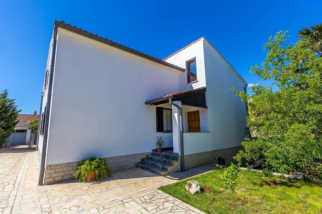 Apartment Viviana Pula 0*,