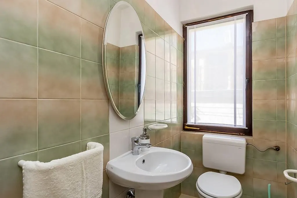 Apartment Viviana Pula